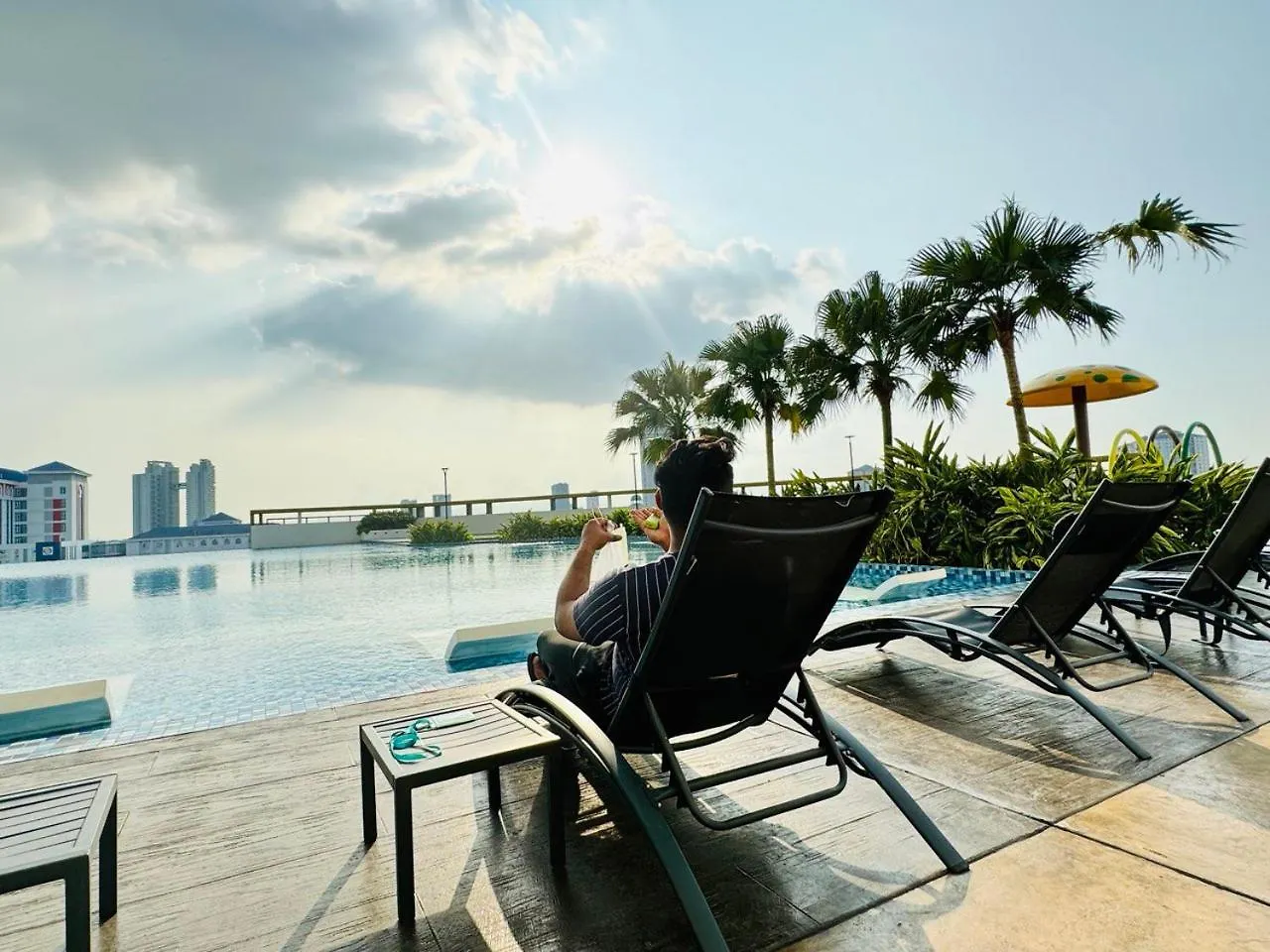 Marvel Universe Retreat - Infinity Pool, Ps5, Private-Cinema With Pool-View Balcony - M4 Bukit Mertajam 0*,  Malajsie