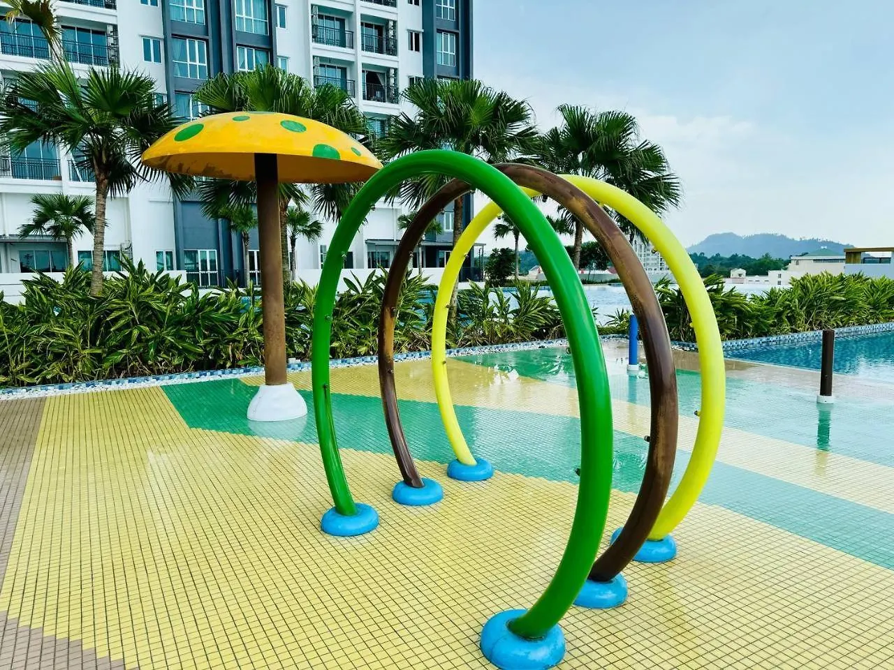 Marvel Universe Retreat - Infinity Pool, Ps5, Private-Cinema With Pool-View Balcony - M4 Bukit Mertajam Apartmán